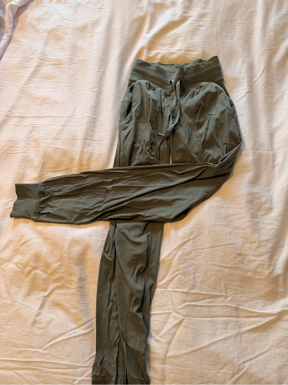 Lululemon dance studio joggers - Picture 3 of 6